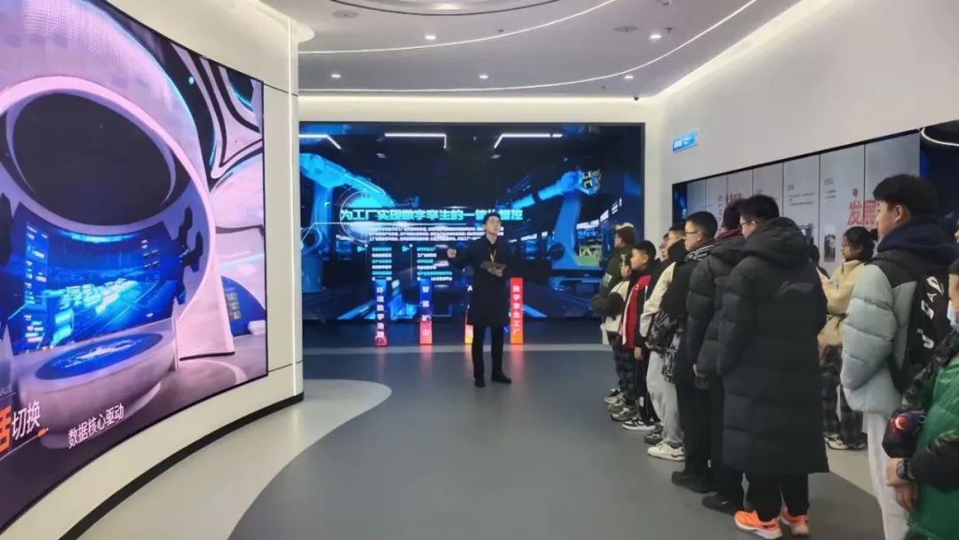 踐行公益 彰顯擔(dān)當(dāng)！捷瑞數(shù)字聯(lián)合愛心組織舉辦數(shù)字科普體驗(yàn)活動(dòng)